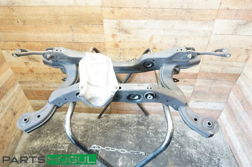 14-19 MERCEDES BENZ CLA250 W117 REAR CARRIER CROSS MEMBER SUB FRAME OEM AXLE