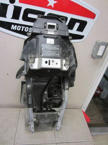 03-04 HONDA CBR600RR cbr 600 rr REAR BACK SUB FRAME SUBFRAME 50200-MEE-000 OEM