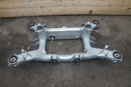 Rear Subframe Cradle Crossmember 33316861096 OEM 750i 740 760 G11 G12 16-18 Bmw