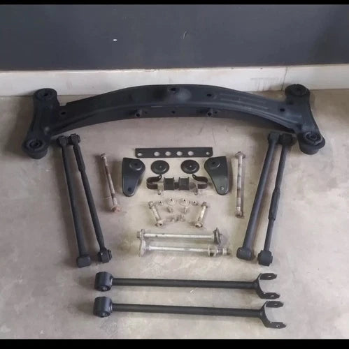 1997-2001 Ávalos Camry ES300 Rear Subframe w Lateral Links Bolts OEM Crossmember