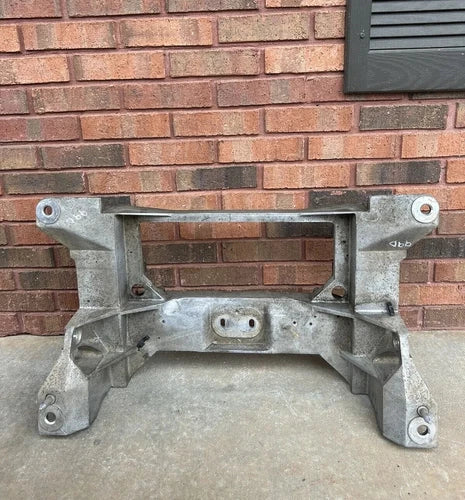 99 - 04 C5 CORVETTE REAR SUBFRAME USED OEM 10266824(9507)99D CRADLE