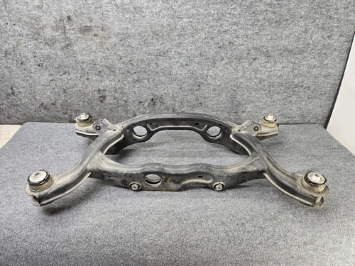 REAR AXLE CARRIER SUBFRAME ASSEMBLY MERCEDES GLA250 GLA35 OEM X156