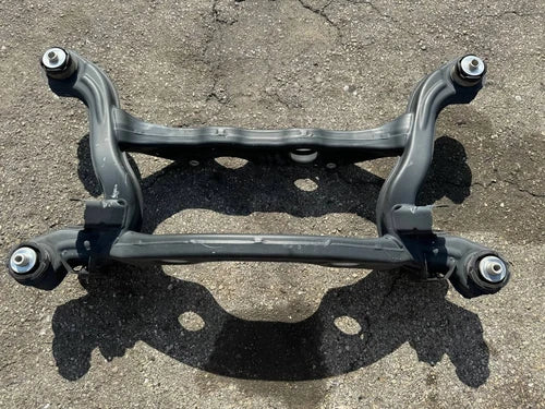 15-20 Mercedes X156 GLA250 Rear Axle Crossmember Subframe OEM Cradle