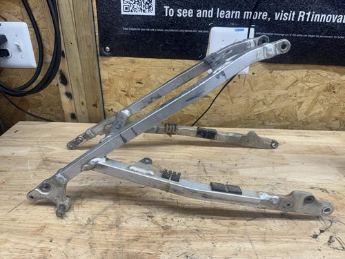 17-18 2017 KX250F KX 250F OEM Sub Frame Rear Rail Straight 32160-0779 Subframe