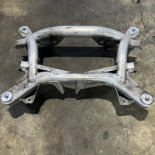 12-18 OEM BMW F10 F12 F13 Rear Axle Subframe Suspension Carrier Crossmember M6
