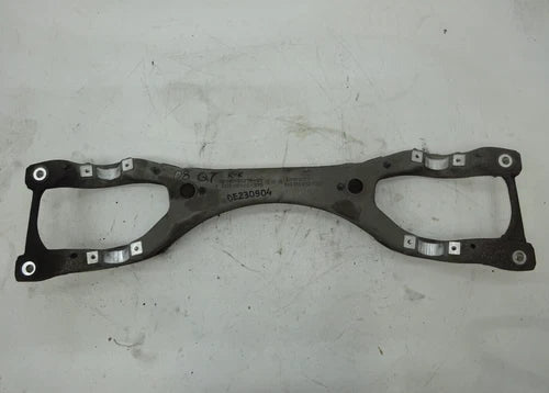 07-15 Audi Q7 Rear Crossmember Subframe Mount Frame 7L8512369 OEM DE230904 Tower