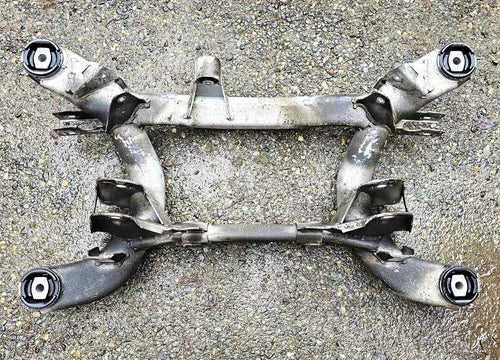 BMW e39 5 Series All Models Axle Carrier Cross Member Sub-Frame OEM Rear