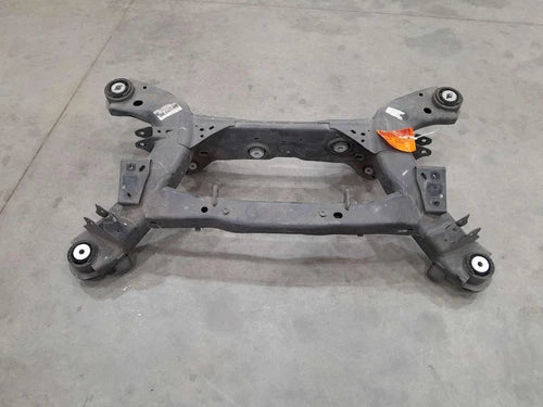 15-16 Dodge Charger Challenger 5.7L Rear Subframe OEM 68260684AC Crossmember