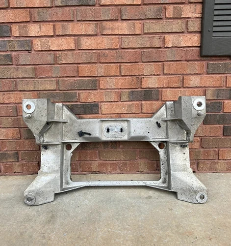 99 - 04 C5 CORVETTE REAR SUBFRAME USED OEM 10266824 (8622)30A CRADLE