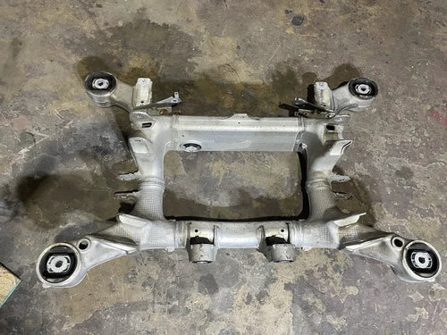BMW 5 6 550iX 650IX F10 F07 F12 F13 REAR SUBFRAME CROSSMEMBER CRADLE OEM F06