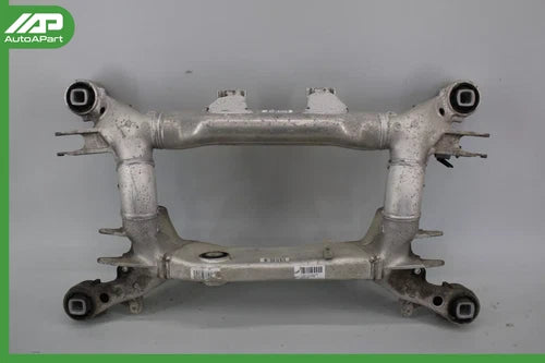 ✅ 2005 BMW E60 545i Rear Subframe Crossmember Assembly 6759609 OEM Suspension