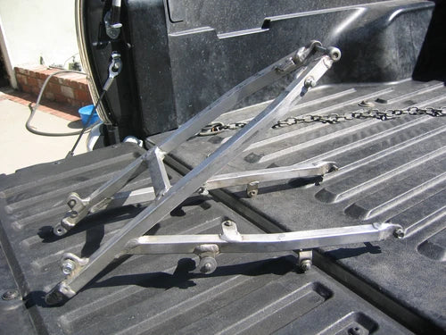 2000 2001 HONDA CR125 CR250 OEM REAR FRAME VERY STRAIGHT + BOLTS NICE SUBFRAME