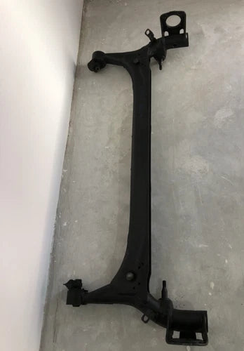 Rear Suspension Axle Beam Subframe Crossmember Toyota Corolla 2003-2008 oem for