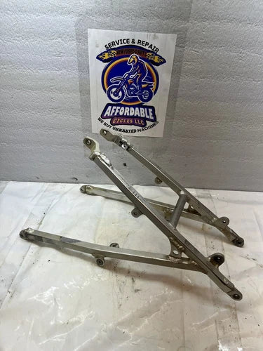 01-08 2001 RM125 RM 125 OEM Frame Subframe Seat Rail Rear Back 41200-37F00 Sub