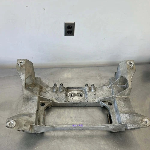 97 - 98 C5 CORVETTE REAR SUBFRAME USED OEM 10266823 CRADLE