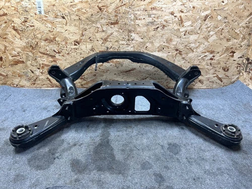 TOYOTA SIENNA XLE 21-24 OEM FWD REAR SUSPENSION CROSSMEMBER SUBFRAME 75K 2.5L
