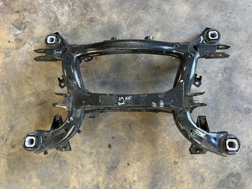 07-13 BMW X5 RWD REAR SUSPENSION CROSSMEMBER SUBFRAME OEM