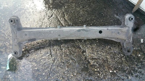 1997-2004 Toyota Camry Rear Engine Cradle/Rear Crossmember Oem Used