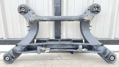 14-17 MERCEDES BENZ E550 W207 REAR CROSSMEMBER CRADLE 2073500805 OEM SUBFRAME