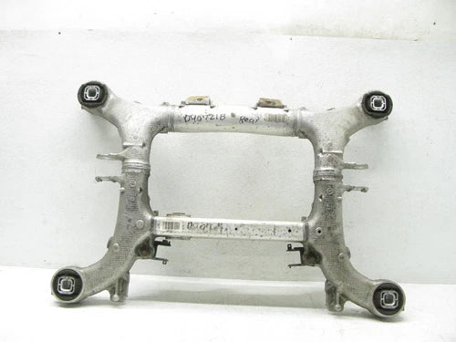 10-19 BMW F10 550i 5 6 SUSPENSION CROSSMEMBER SUBFRAME REAR OEM 090721B SERIES