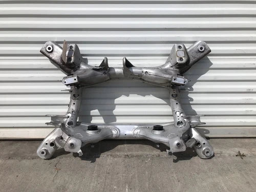 12-17 BMW F06 F07 F10 F12 M5 M6 REAR SUBFRAME CARRIER CROSSMEMBER OEM F13