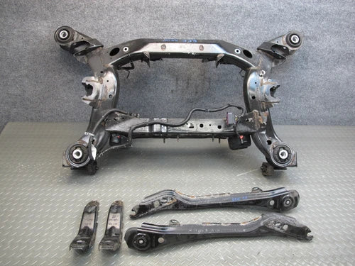 🥇16-23 CHEVROLET CAMARO SS 6.2L REAR SUBFRAME MOUNT BRACKET SET OEM CROSSMEMBER
