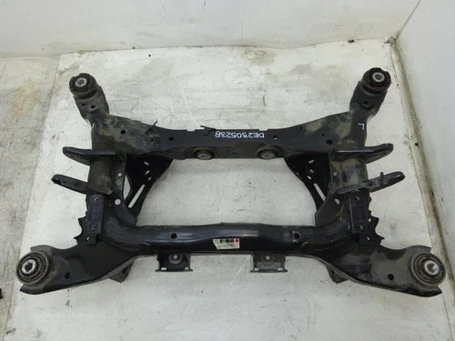 17-19 Jaguar XE 2.0L Rear Suspension Crossmember Cradle OEM DE2305238 Subframe