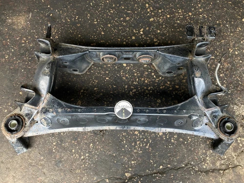 95-01 Toyota Crown Majesta UZS151 Rear Suspension Subframe Cradle OEM Lower