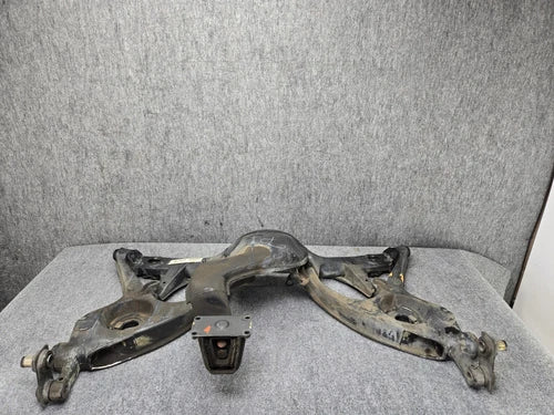 REAR SUB FRAME SUBFRAME CROSSMEMBER CONTROL SET MERCEDES R107 560SL OEM ARM