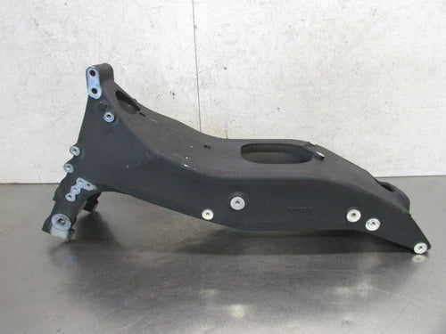 166 G VICTORY CROSS ROADS CUSTOM 2012 OEM REAR FENDER SUPPORT SUBFRAME MOUNT LE
