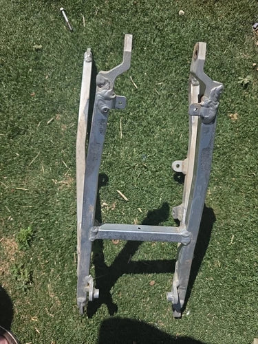 01-06 SUZUKI RM125 RM 125 RM250 OEM REAR BACK SUB FRAME SUBFRAME 2 RM250Z