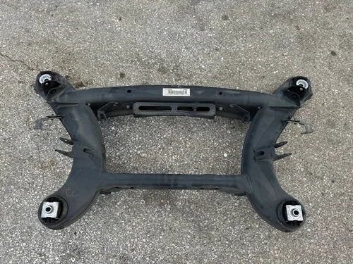 12-18 Mercedes W212 E550 CLS400 CLS550 Subframe Sub Frame Crossmember OEM Rear