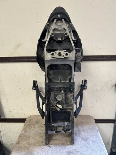 08-10 KAWASAKI NINJA ZX10R ZX10 REAR SUBFRAME TAIL Oem BACK