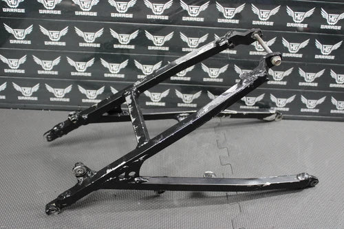 2002 SUZUKI RM125 RM25 OEM REAR SUB FRAME SUBFRAME SEAT RAIL 41200-37F10 BACK