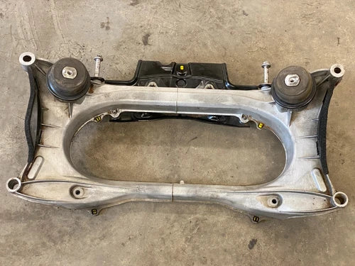 10-15 LEXUS IS250 CONVERTIBLE FRONT SUBFRAME CRADLE OEM LOT679 ENGINE