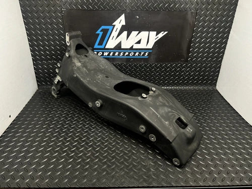 11-13 14 15 16 17 VICTORY COUNTRY TOUR OEM SUB REAR FRAME SUBFRAME CROSS