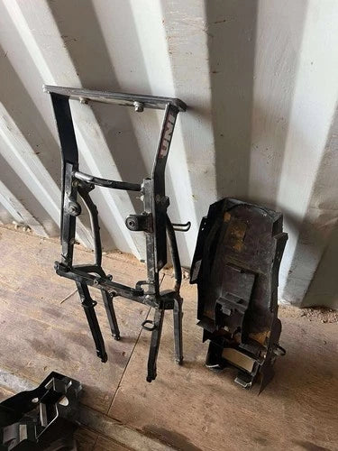 2001-2003 SUZUKI GSXR 600 750 01-02 1000 OEM REAR STUNT SUBFRAME STRAIGHT GSXR