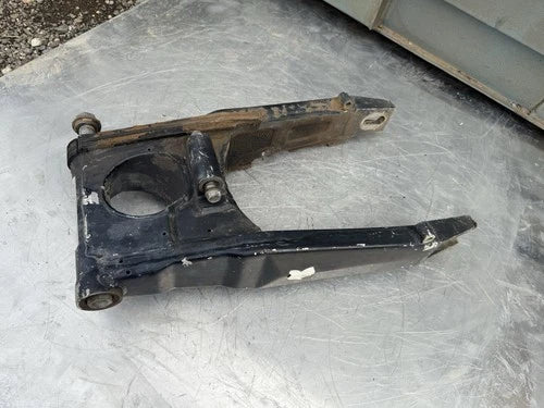 Kawasaki ZX7 ZX 7 Ninja Swing Frame Subframe Body Rear OEM Genuine Axel ZX7R Arm