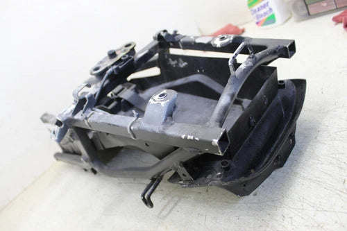 2001 SUZUKI GSXR600 OEM REAR SUBFRAME SUB FRAME W BATTERY TRAY G6 BACK