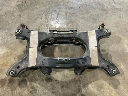 12-19 LAND ROVER RANGE EVOQUE AWD SUBFRAME CROSSMEMBER CRADLE, OEM LOT039 REAR