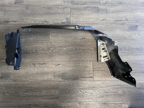 LAMBORGHINI AVENTADOR S SVJ REAR LEFT BRACKET SUPPORT OEM 470813541B SUBFRAME