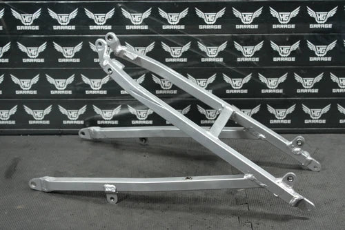 1999 HONDA CR125R OEM REAR BACK FRAME SUBFRAME 50200-KZ3-J10 SUB