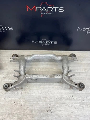 BMW E63 E64 M6 Rear Crossmember Axle Carrier w/ Sway Bar Assembly OEM Subframe