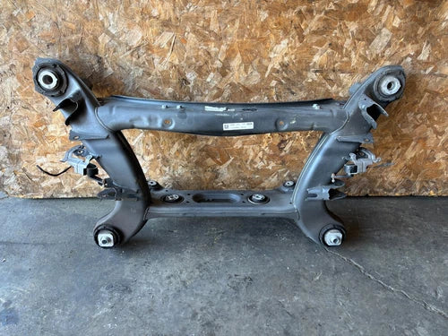 MERCEDES BENZ C43 C63 C300 AMG SUBFRAME SUB FRAME CROSSMEMBER CROSS MEMBER REAR