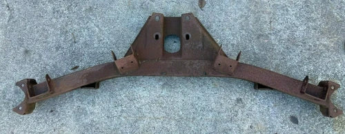 33311121758 | OEM BMW E21 M10 320 320i 323i | Rear Subframe Axle Carrier 318i