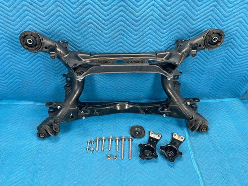 Lexus SC430 Rear Crossmember Subframe w/ & Bolts 2002-2010 OEM Brackets