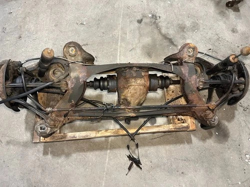 1986-1995 Mercedes 300D W124 Rear Subframe Axle Hub OEM #2743EM Differential