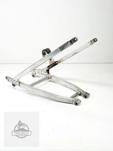 2003 Yamaha YZ125 YZ 125 250 SUBFRAME REAR SUB FRAME 02-04 OEM