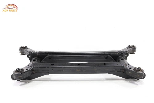 17-24 CHRYSLER PACIFICA FWD REAR SUB CROSSMEMBER CROSS MEMBER CRADLE OEM FRAME