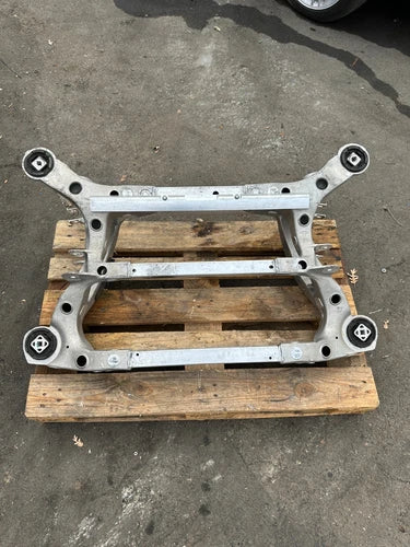 OEM 2012 - 2020 Tesla Model / X Rear Subframe Crossmember 6007012-00-K S